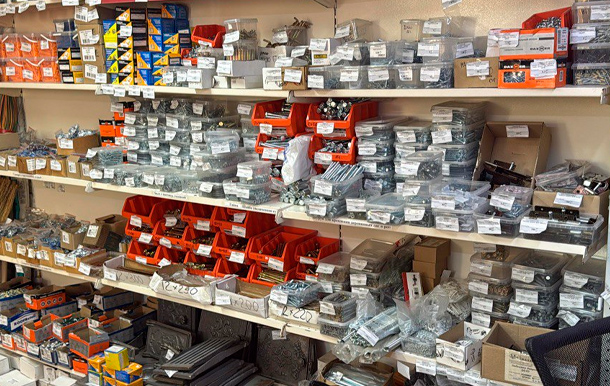 Крепежные изделия